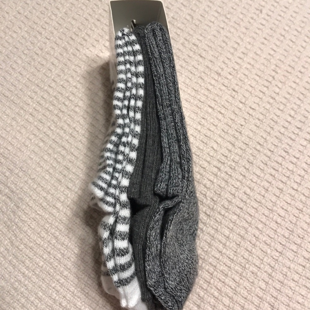 SOCKS - Picture 3 of 3